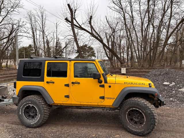 Predám Jeep Wrangler Rubicon 2,8crd rv.2008