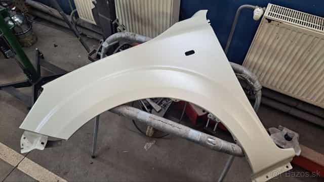 Nissan Navara blatník ľavý predný