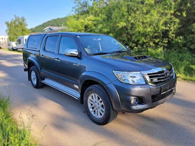 Toyota Hilux Double Cab 3,0 D-4D AT 4x4