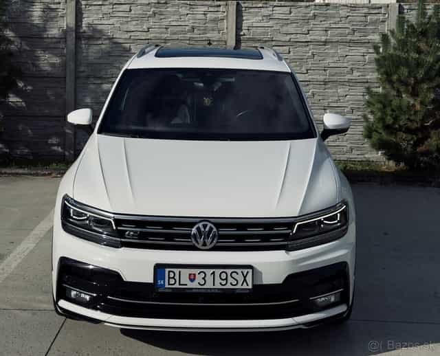 VW Tiguan R-Line 176KW Panoramatická strecha