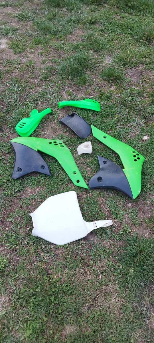 Plasty kawasaki kxf 250