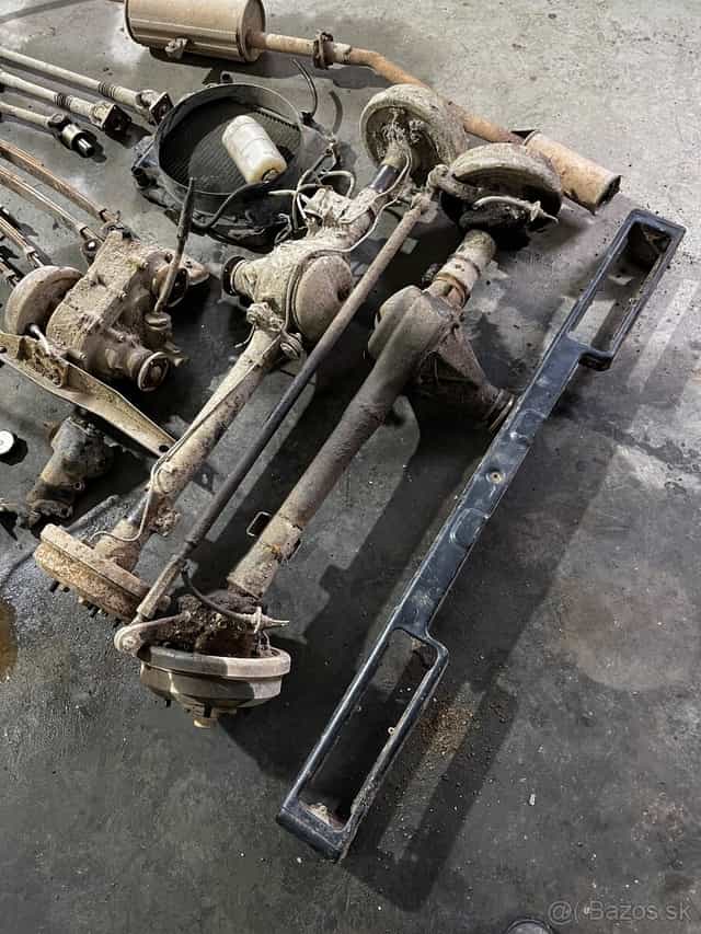 Zadná náprava Suzuki Samurai 1.0 s uzávierkou