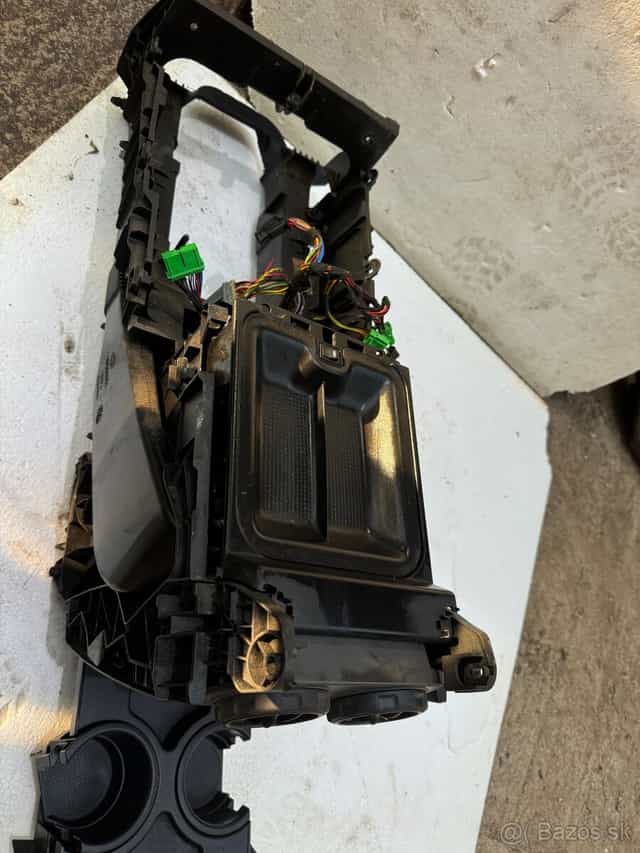 Range rover sport chladnicka