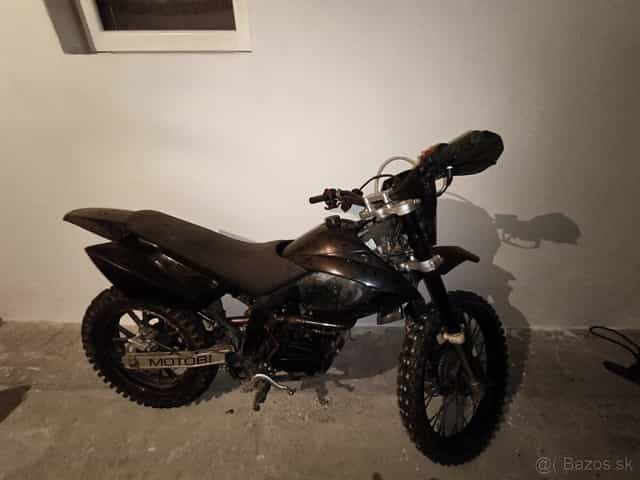 Predám cross 250cm3