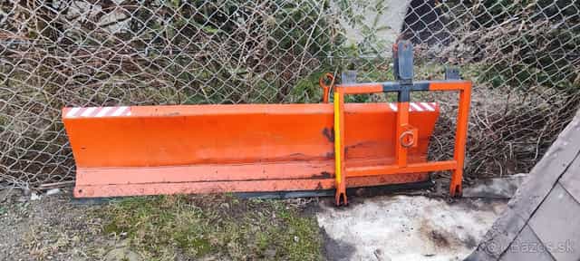 Predný pluh, radlica na Pajero alebo Land cruiser