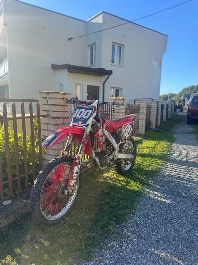 Predam Hondu Crf 250