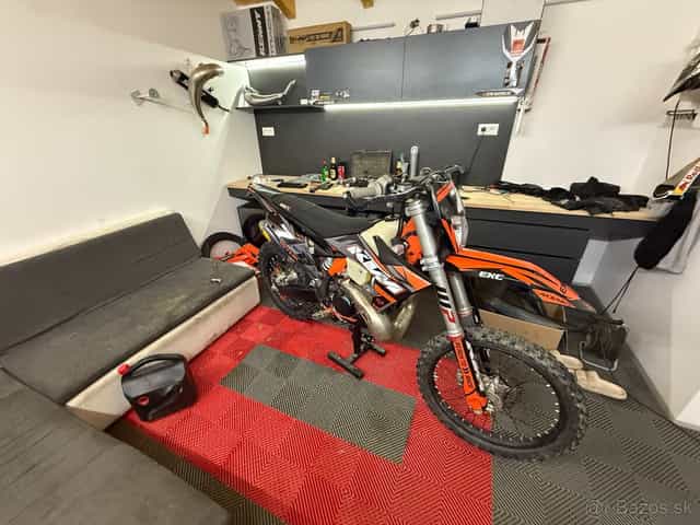 Ktm plasty