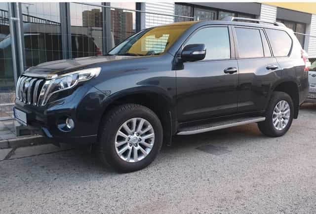 TOYOTA Hilux Landcruiser R18 sada 5kusov