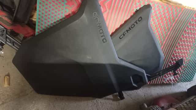 Dvere na CF MOTO 1000 cm3