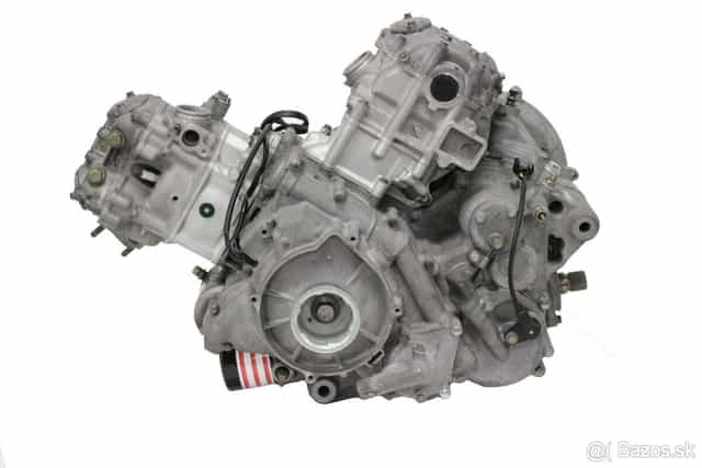 Kawasaki Brute Force 750, motor