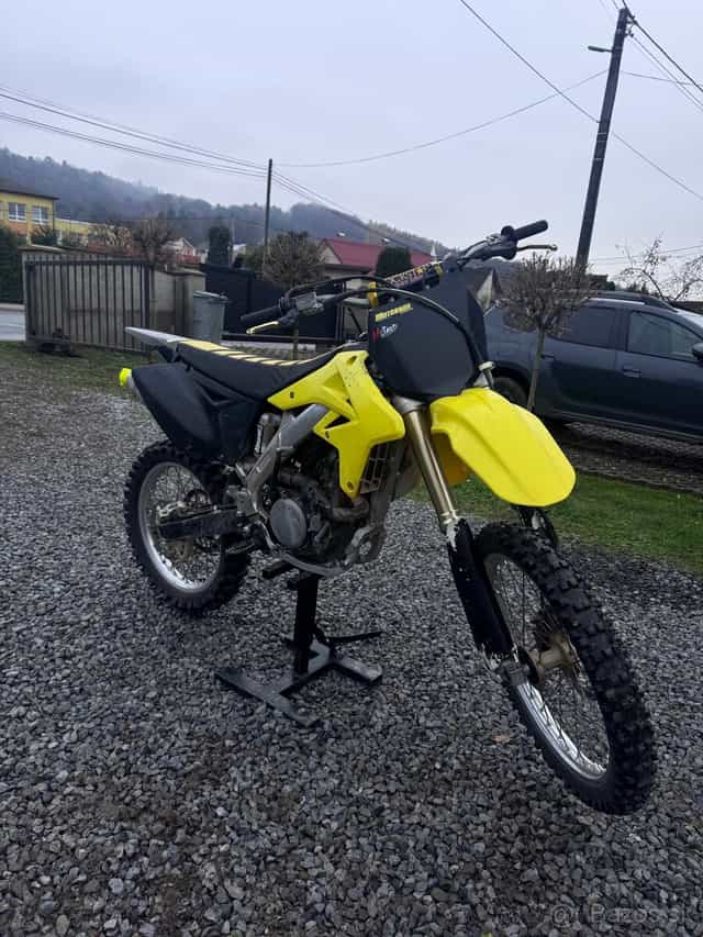 suzuki rmz 250