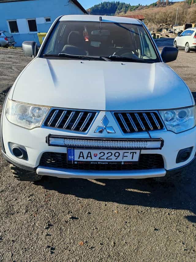 Mitsubishi L 200 2,5 DID