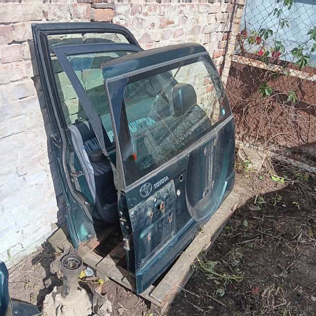 Dvere na Toyotu land cruiser