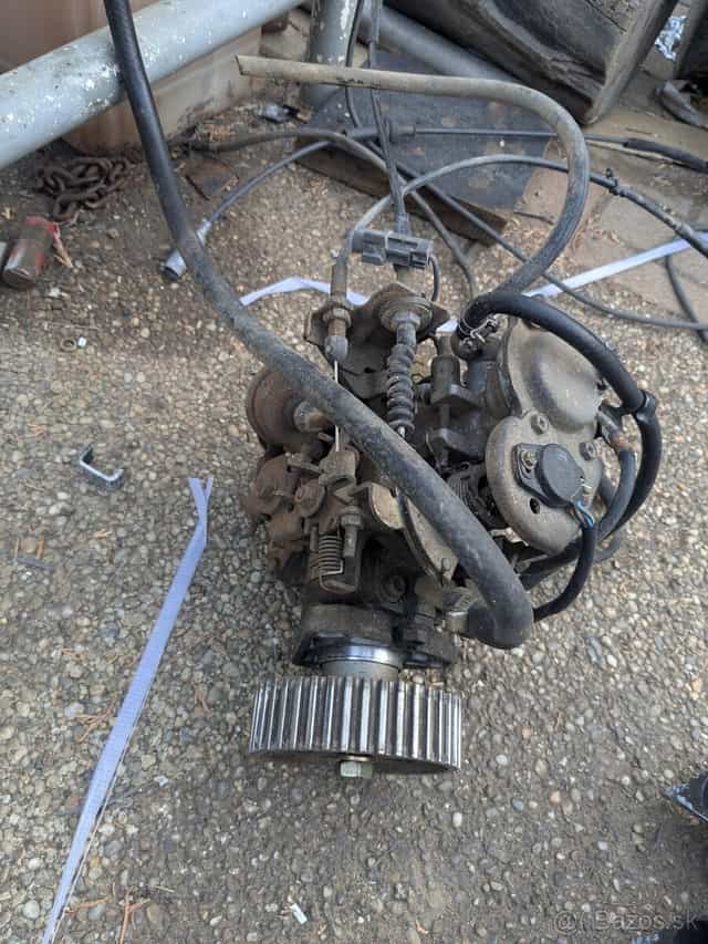 Predám čerpadlo na Nissan patrol 2.8