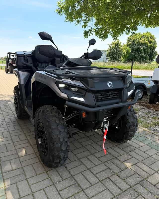 CAN-AM OUTLANDER MAX XT T 700 T3b