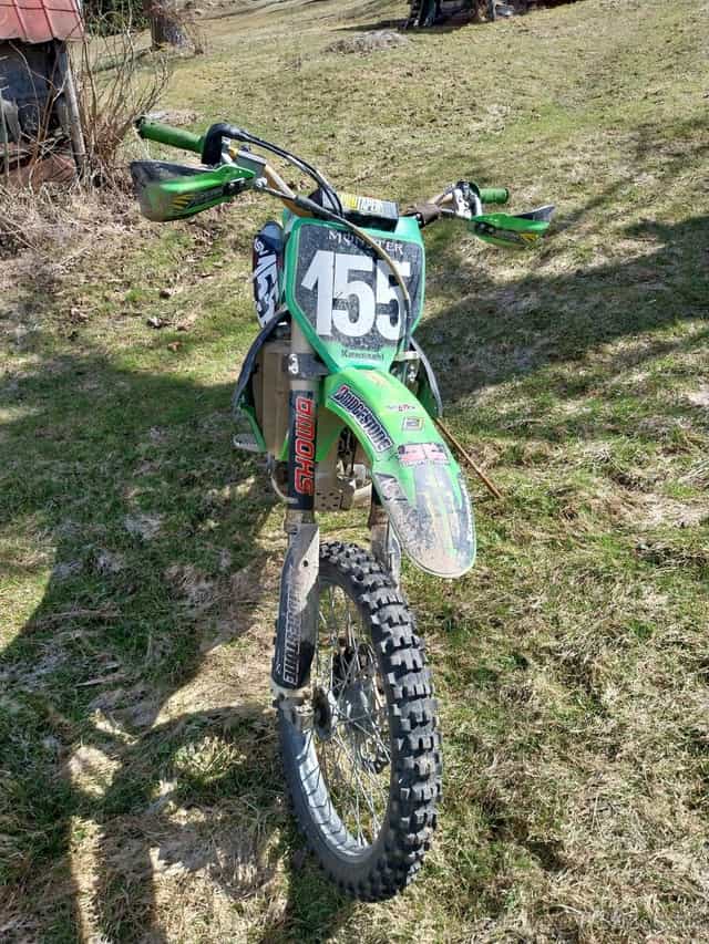 Predam krosku kawasaki 250