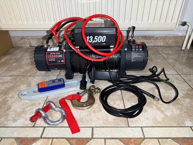 Predám úplne nový, výkonný 13 500 lbs elektrický naviják