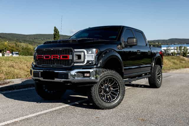 Ford F-150 RAPTOR