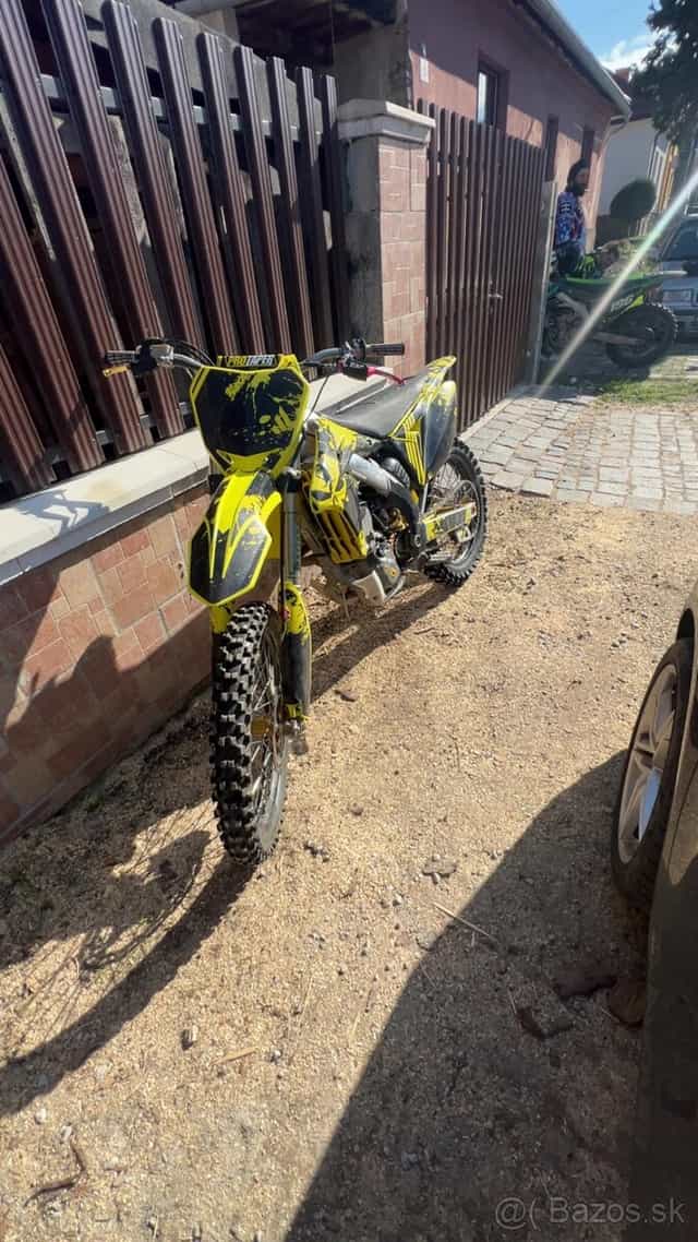 Suzuki RMZ 250 2014