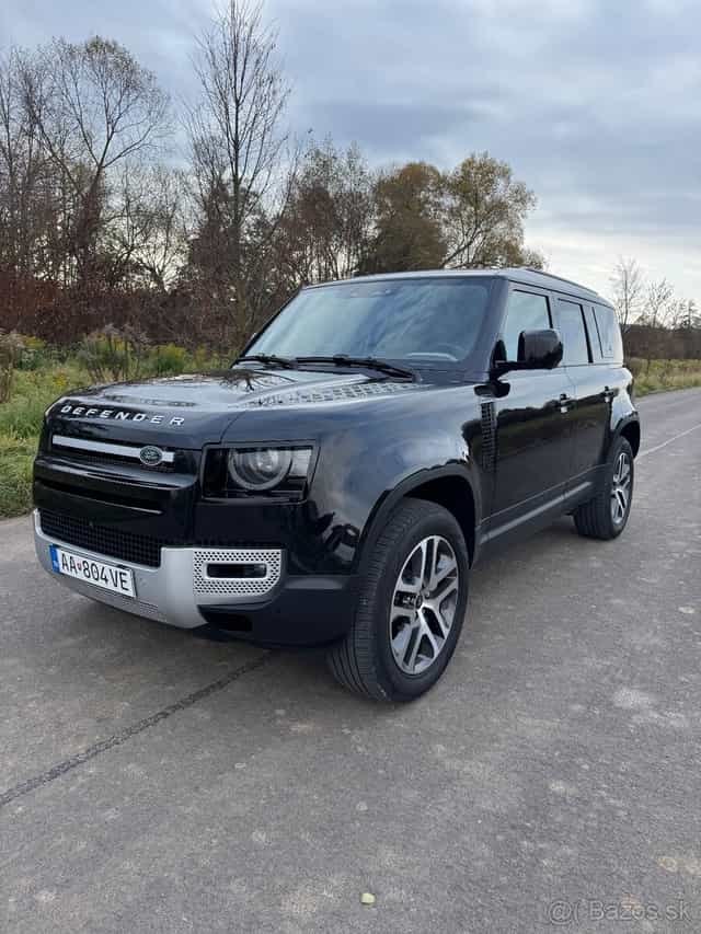 Land Rover Defender 110 3.0D D300 SE 9/2022 odpočet DPH