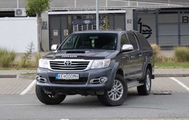 Toyota Hilux DC 3.0 I D-4D Sol A/T