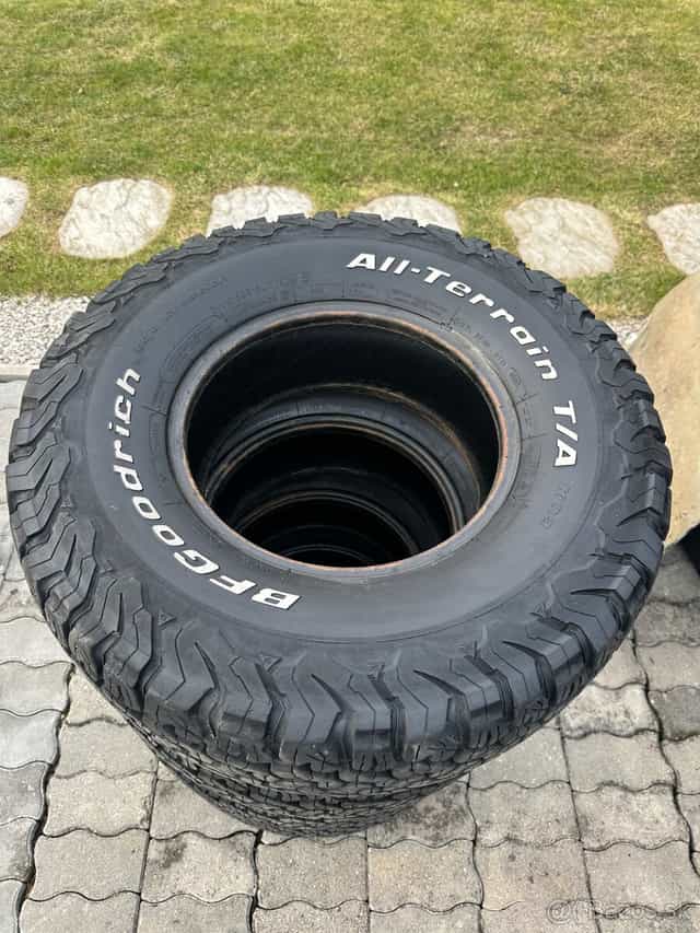 Pneumatiky bf goodrich 31 r15 off road