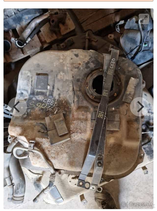 Diesel palivove nadrze na suzuki kia jeep cherokee Mercedes