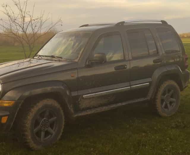 Predám elektróny na jeep r17