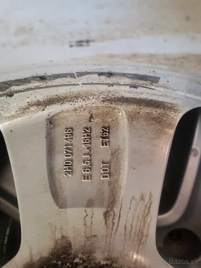 Predám 16"elektróny na wv amarok sedačky pneu 265 70 r16