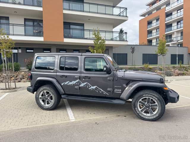 Jeep Wrangler Sahara 2018 • 53 000 km • Automat • TOP výbava