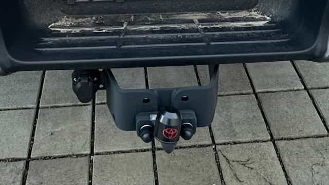 TOYOTA HILUX originál ťažné