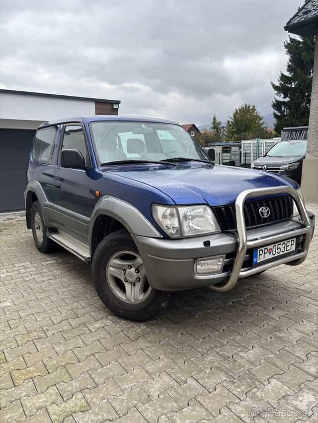 Toyaota Land Cruiser