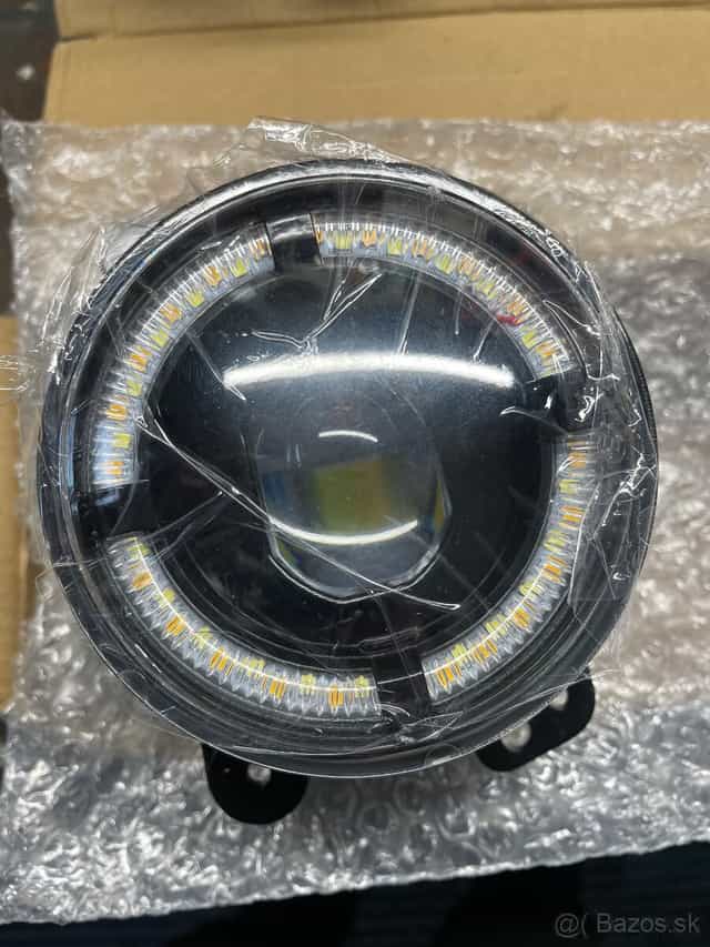 PREDAM SVETLO DO NARAZNIKU.