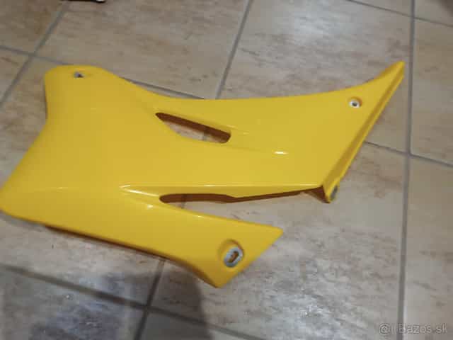 Yamaha YZ250F YZ450F pravý plast
