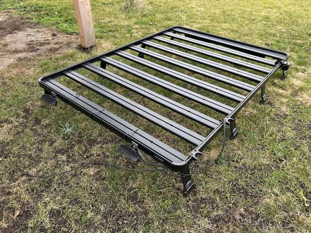 Záhradka / strešný nosič Land Rover Defender 90