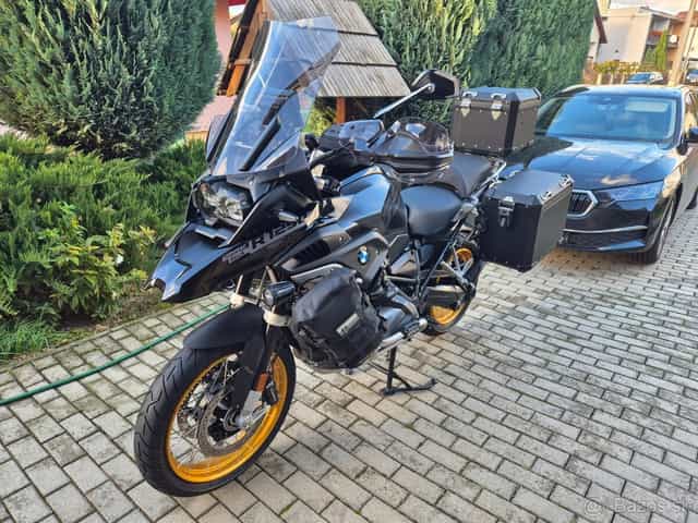 BMW R1250GS