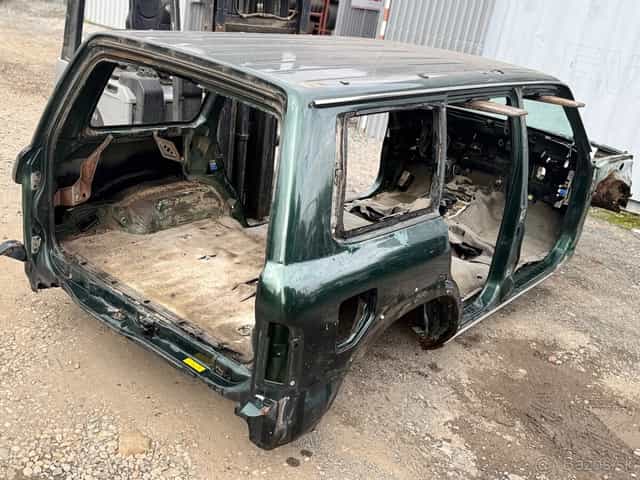 Karoserie / bouda / kastle Nissan Patrol Y61 Wagon