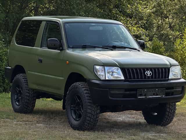 Toyota Land Cruiser 90