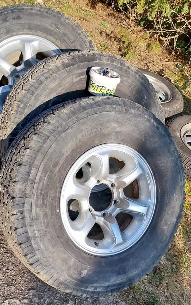 265/70 r15 112S 6x139 4x4 DEZEN-6mm 289eur aj nahodím na aut