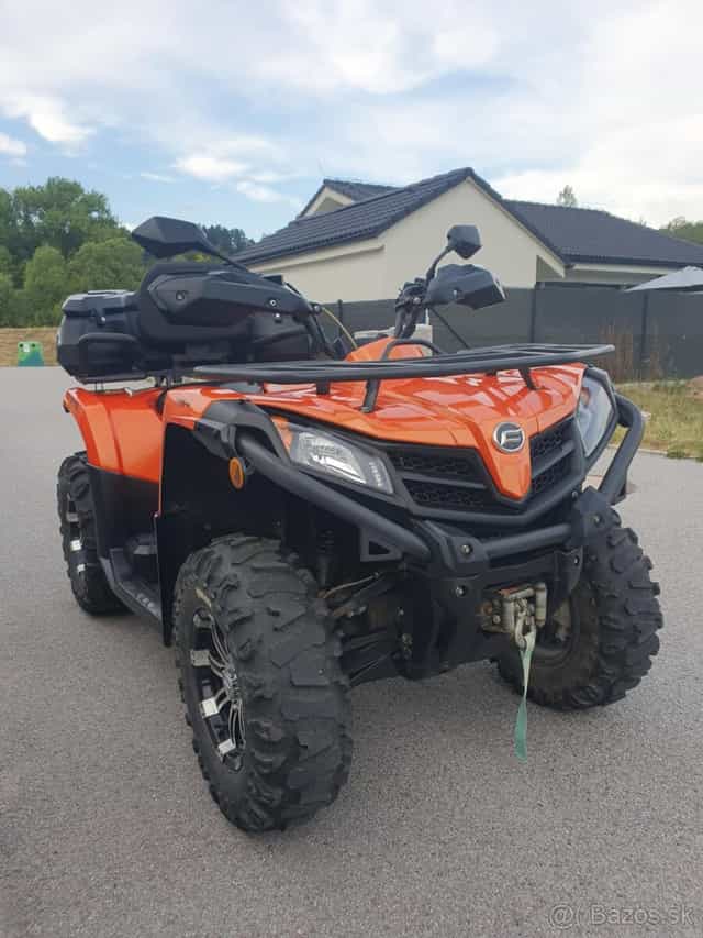 Štvorkolka CF Moto 450 long - TOP STAV