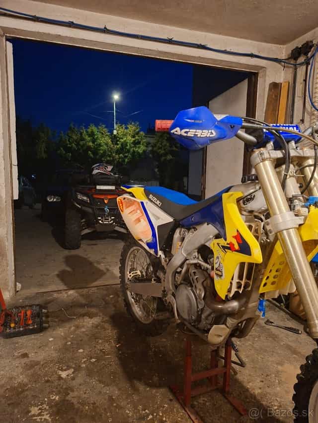 Suzuki rmz 450