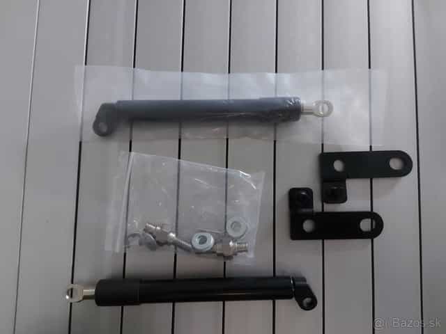 Piesty zadného čela Isuzu D-max