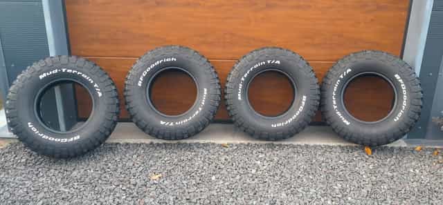 Predam terenne pneumatiky BF Goodrich MT KM2