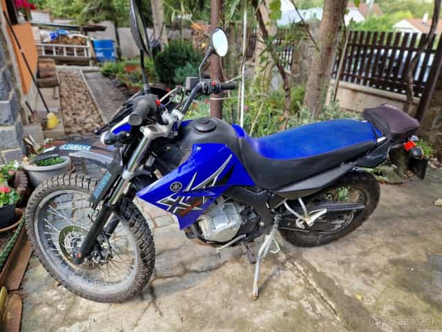 Predám Yamahu XT125R