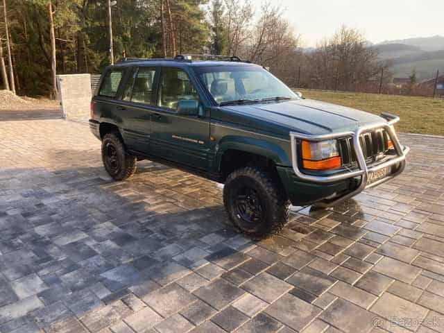 Predám JEEP GRAND CHEROKEE
