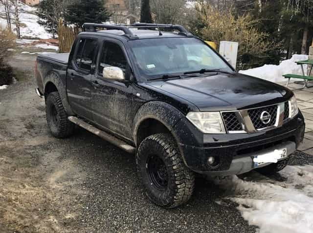 KÚPIM Nissan Navara D40