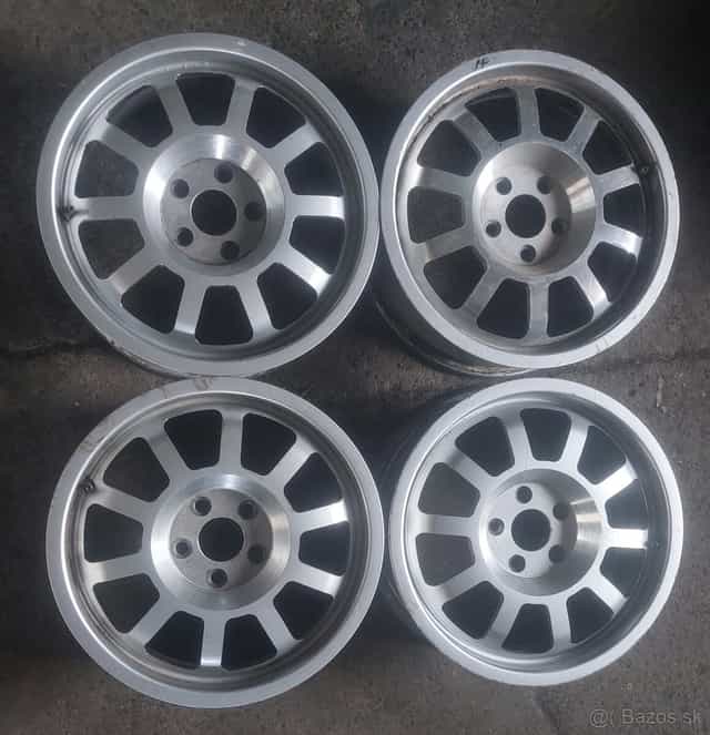 R15 5  kg kovaná autocross