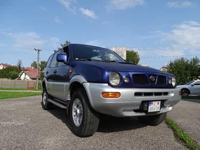 Nissan Terráno II,2.7 tdi-7 miest