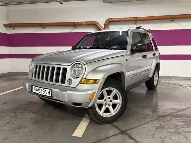 JEEP CHEROKEE 2005 AUTOMAT