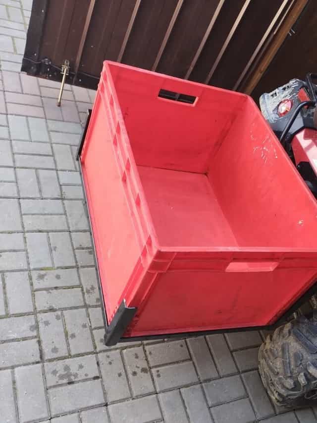 Nosič na ťažné na stvorkolku